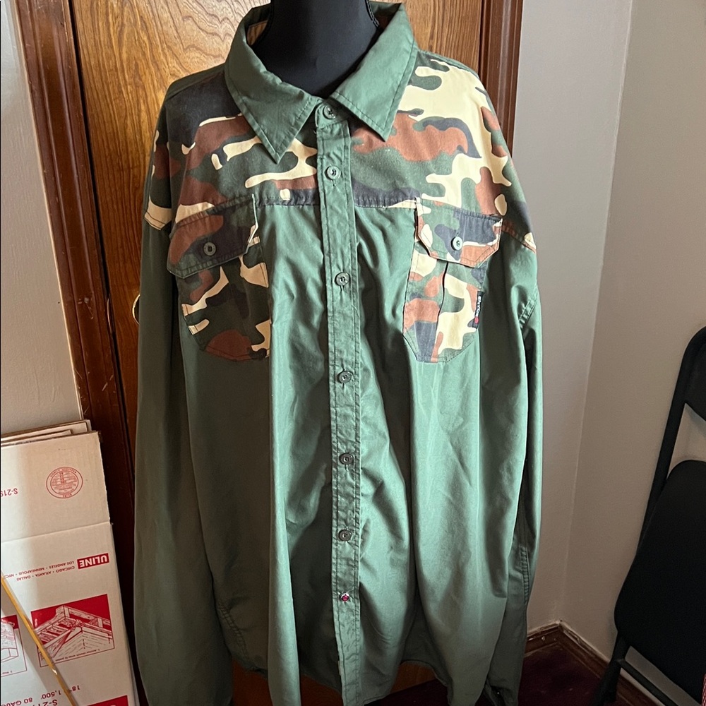 Enyce Men's Green Camouflage Button Down Shirt